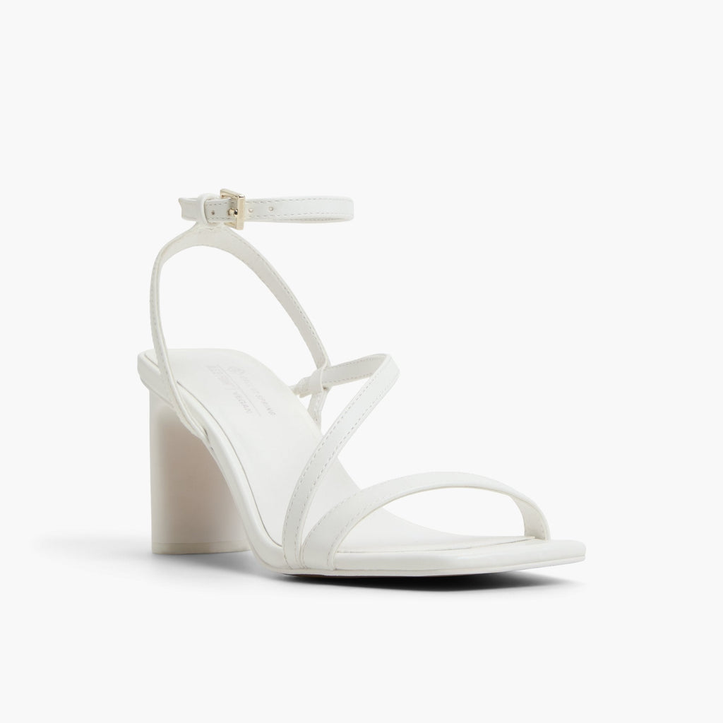 Laneyy White shoes - image 5 - Call It Spring KSA