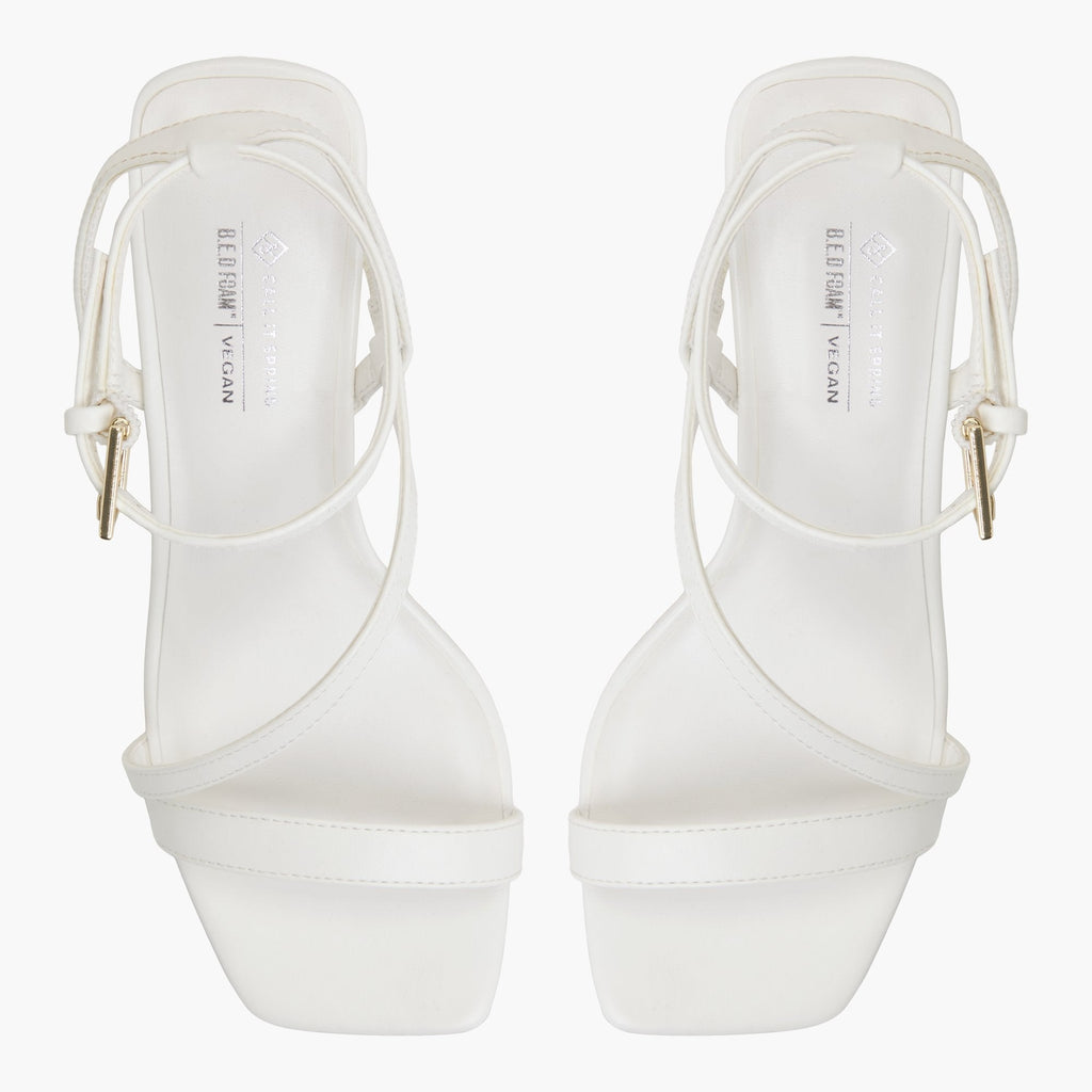 Laneyy White shoes - image 7 - Call It Spring KSA