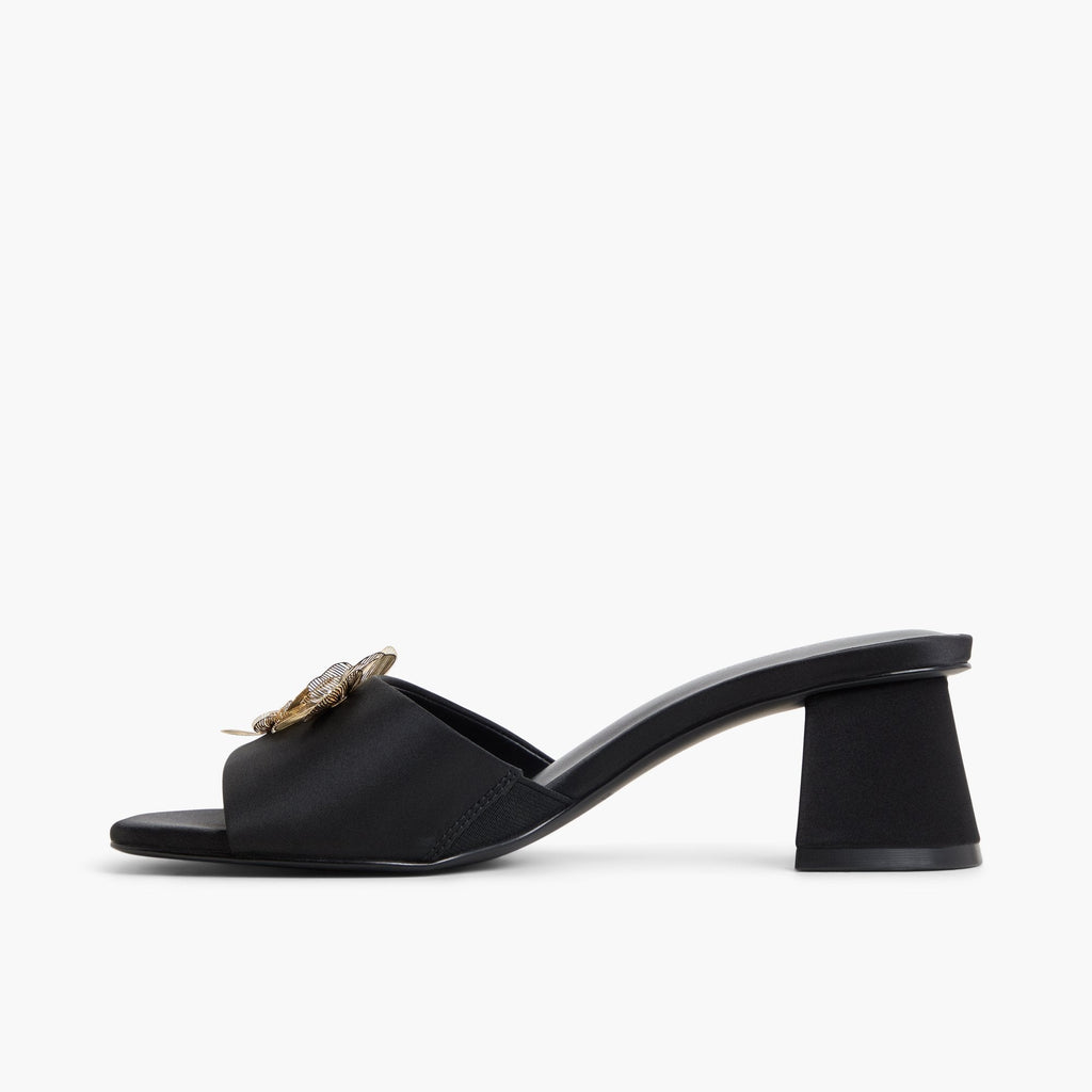 Florally Black shoes - image 4 - Call It Spring KSA