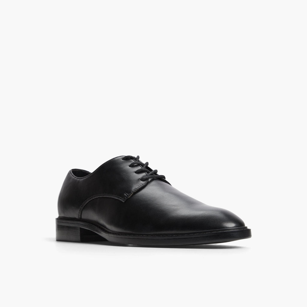 Fairbanks Black shoes - image 5 - Call It Spring KSA