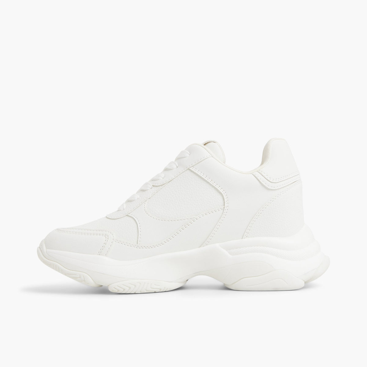 Rubyrose White shoes - image 4 - Call It Spring KSA