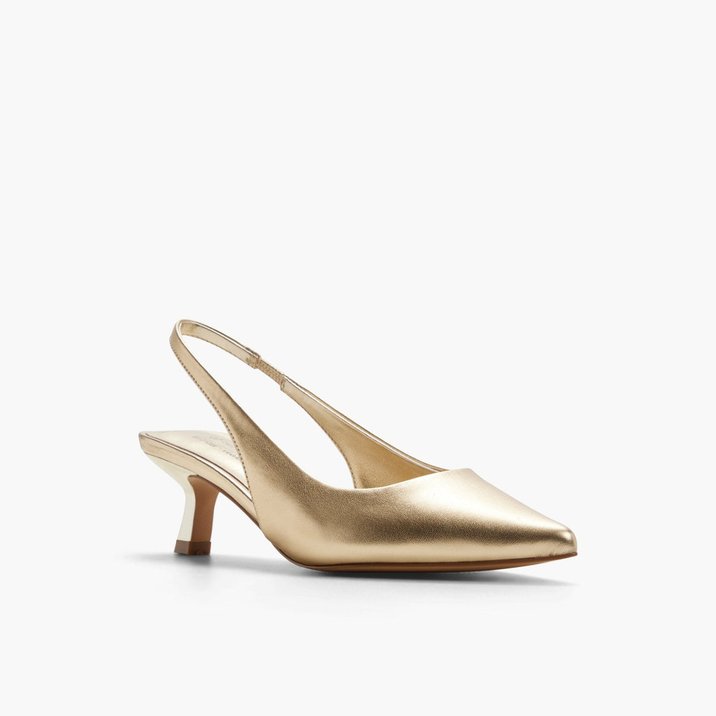 Dariahh Gold shoes - image 4 - Call It Spring KSA